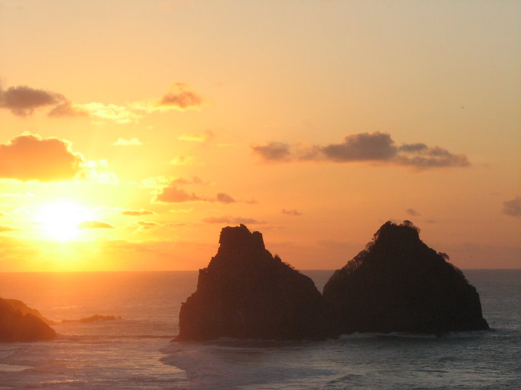 Morro Dois Irmãos by Márcio Garmatz