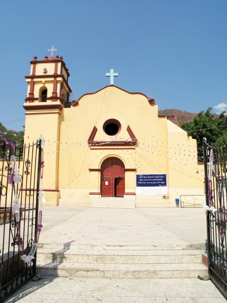 10-04-2009 Iglesia de Cuicatlán, Oax. by Esteban M. Luna (esmol). by ESTEBAN M. LUNA