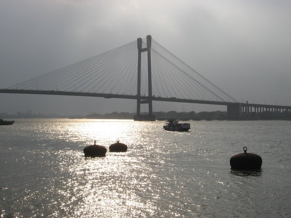 Vidyasagar Setu from Outram Ghat by Souvik Prasad