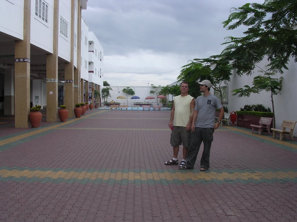 The International Primary School, TB District by basvsle