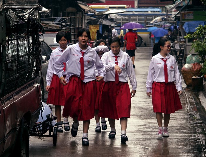 Bangkok schoolgirls by Eugene Balashov