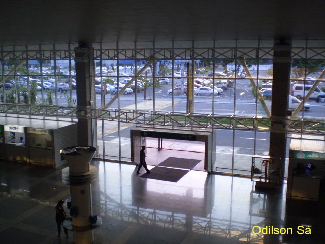 Aeroporto Internacional de Val-de-Cans - Belém - Brazil by Odilson Sá