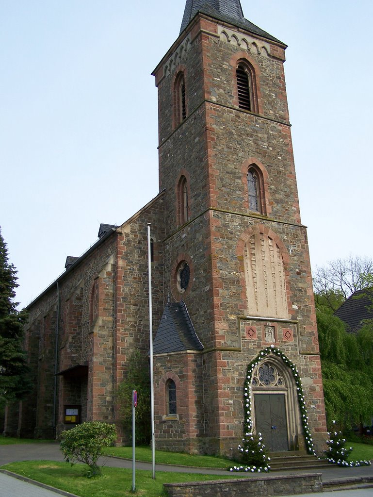 Pfarrkirche St. Nikolaus by Ralf Houven