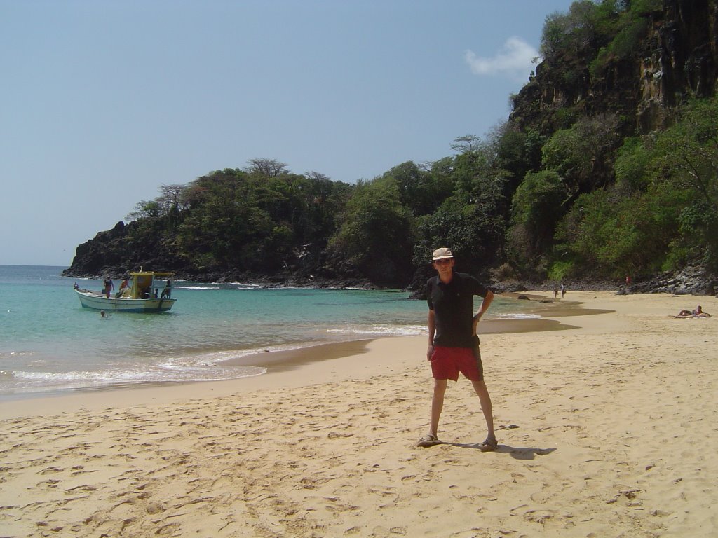 Fernando de Noronha, Brasil by essusul