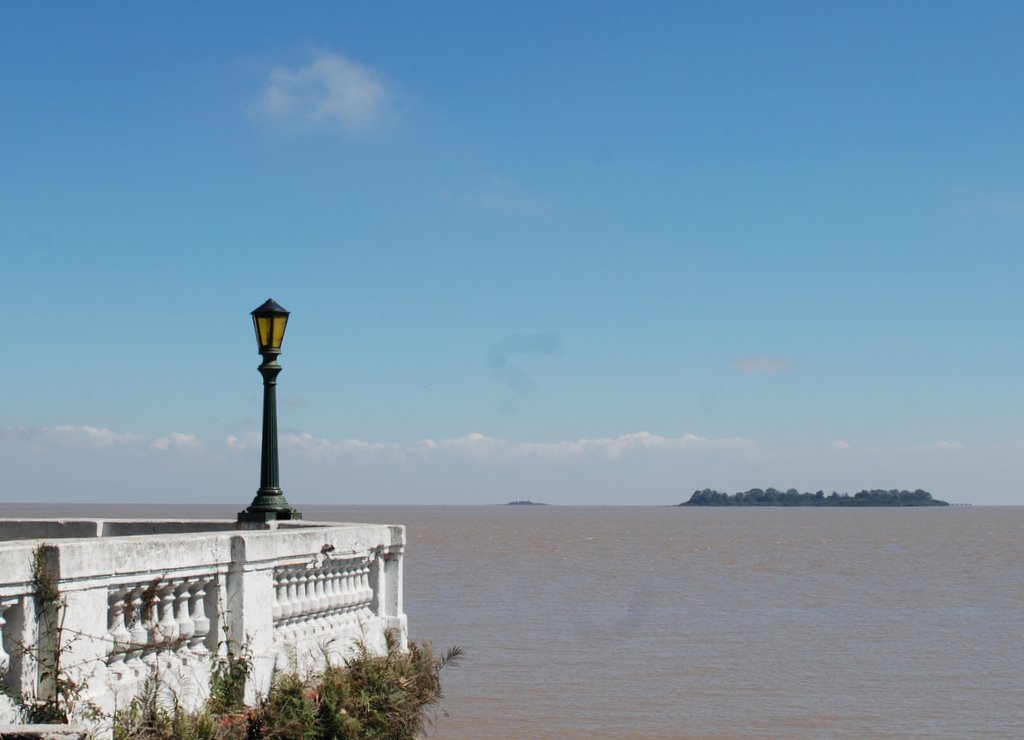 View of Rio de la Plata by Mimmo Feminò