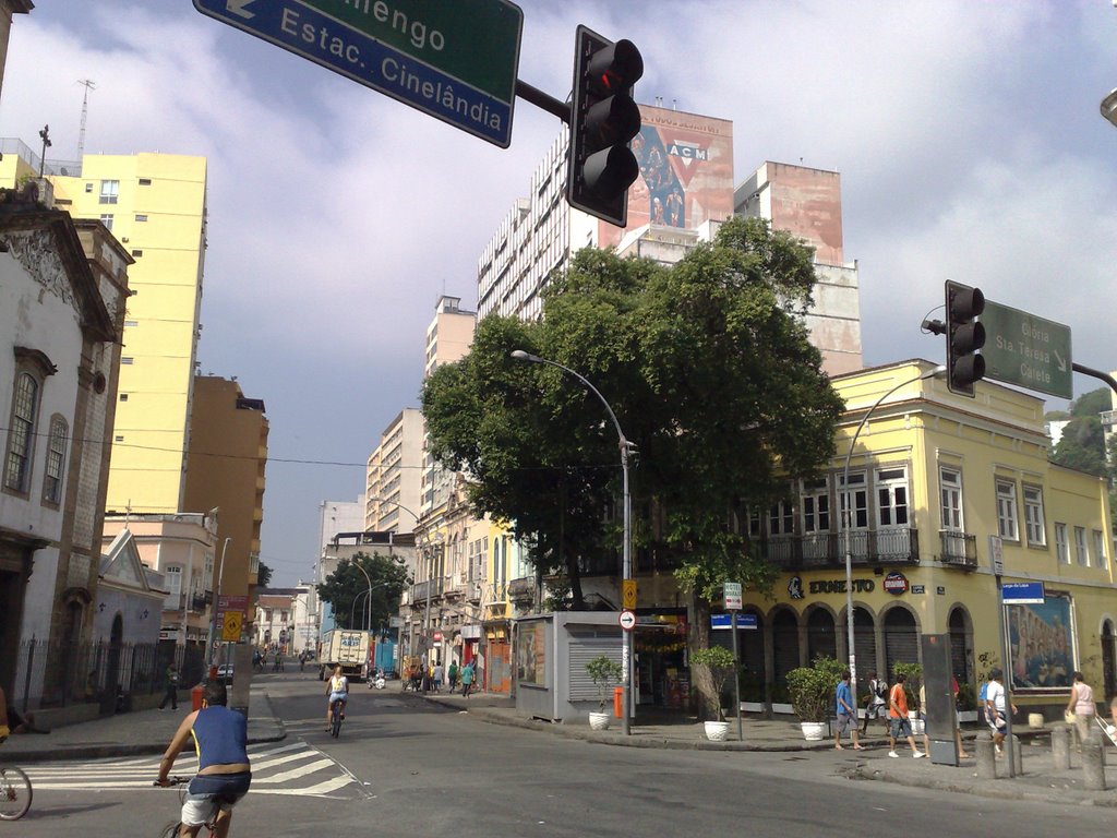 Laranjeiras, Rio de Janeiro (Brazil) by nils gjersø