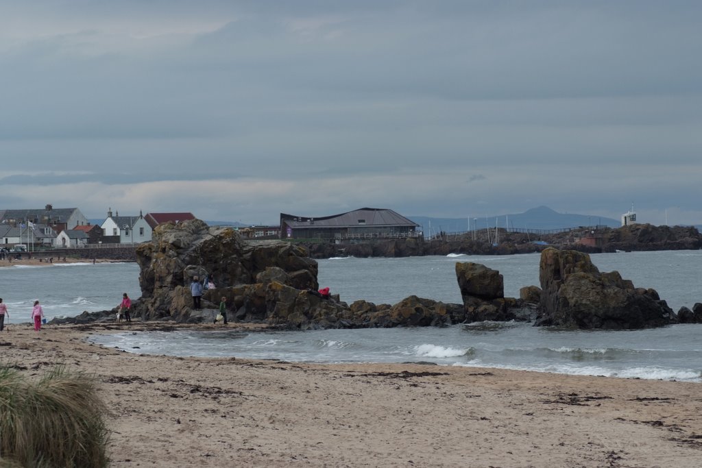 Yellow Man Rock and the Scottish Seabird centre by MatthewGibbons