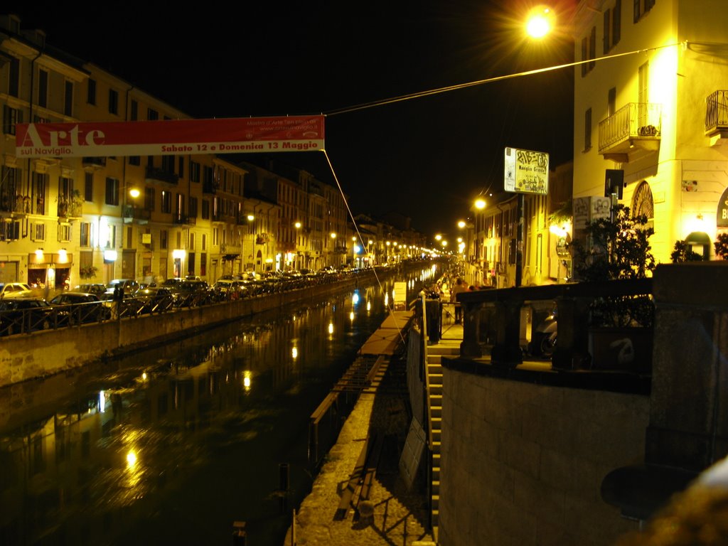 Milano, quartiere Navigli by Claudio Pedrazzi