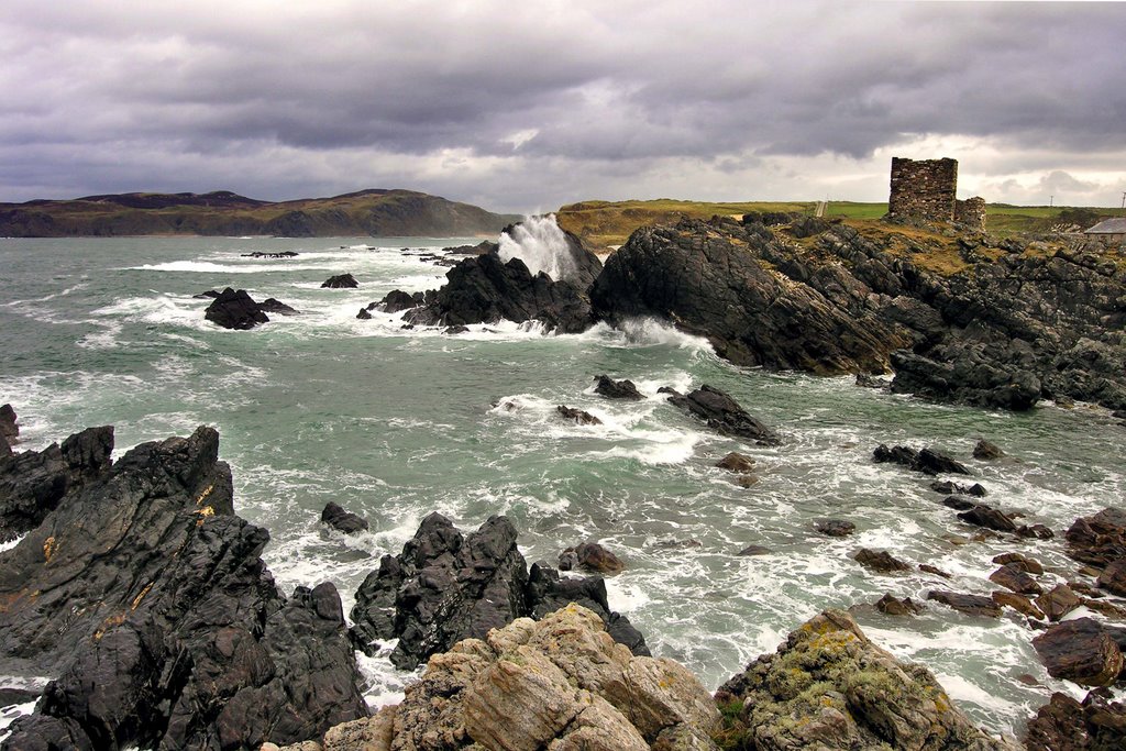 Carrickabraghey Castle on Doagh Island by dylecca