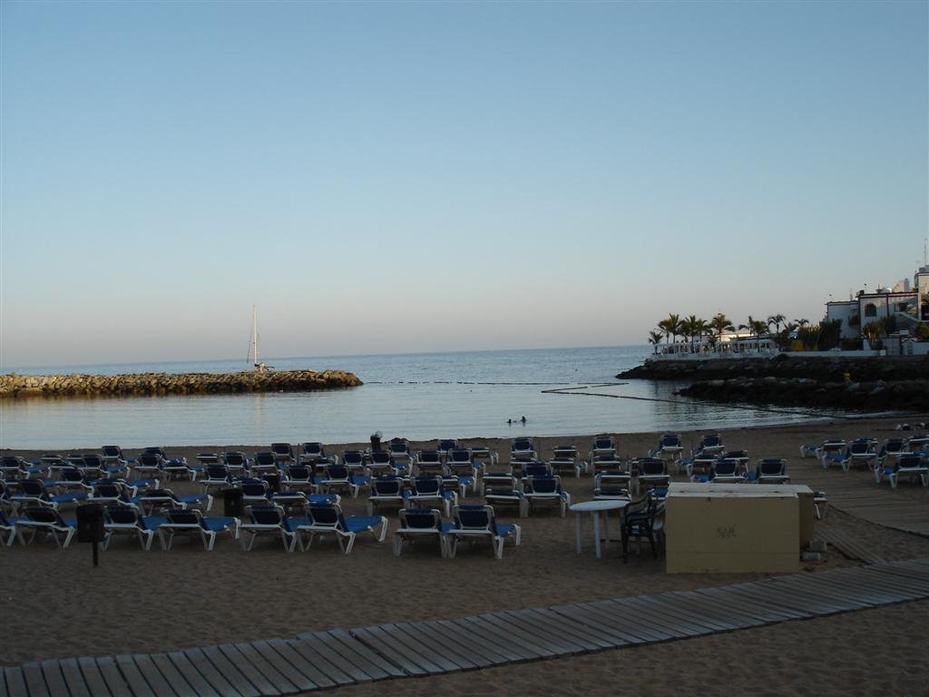 España - Gran Canaria - Mogán - La Playa de Mogan by Kunal Sajnani