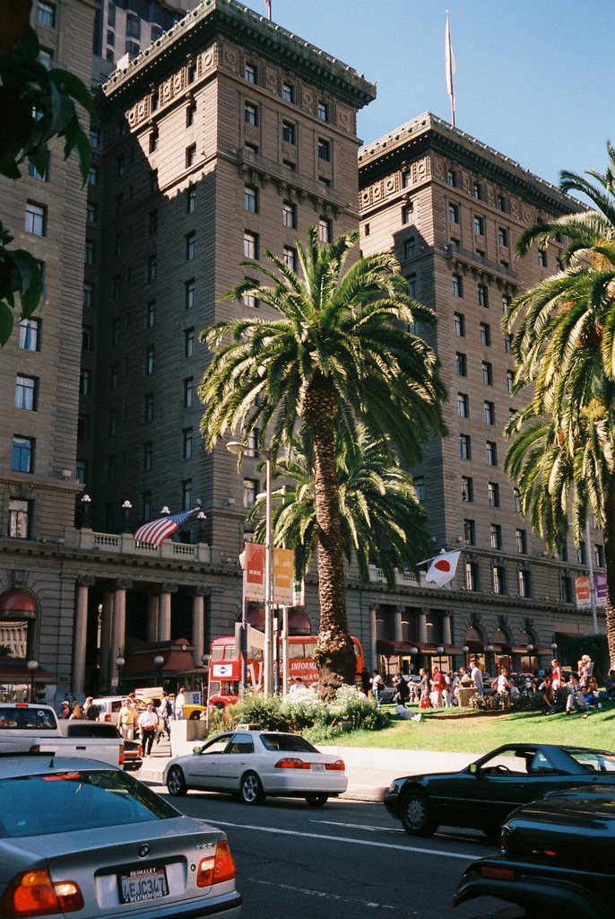 A Bristol FLF on Union Square, San Francisco by Wallaseyan