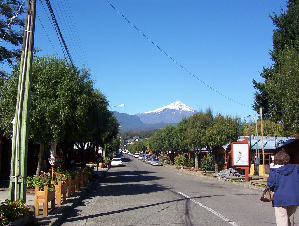 Calle Fresia en Pucón by mopecito