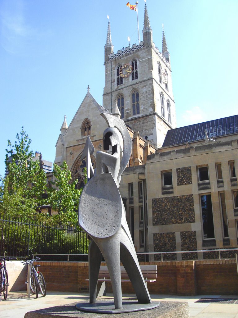 Southwark Cathedral by Ted Heinz