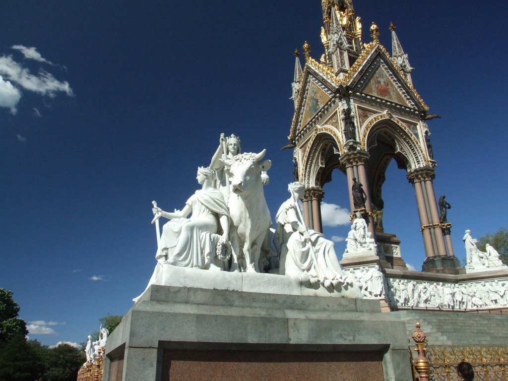 Albert Memorial by Αlex