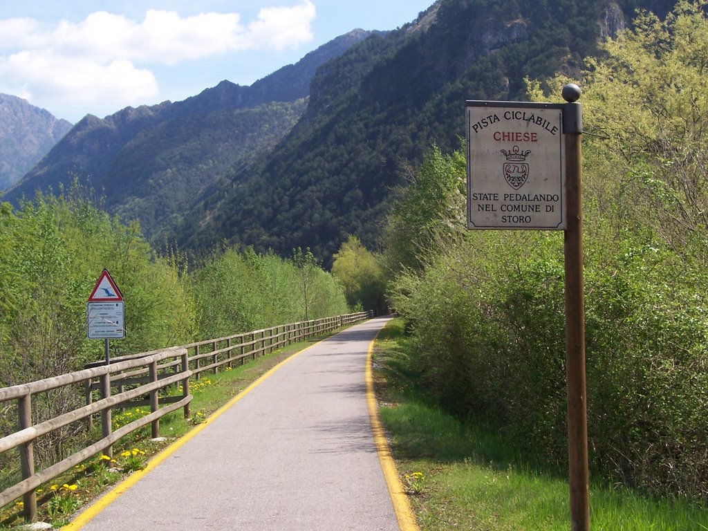 Ciclabile di Storo by gianingiro