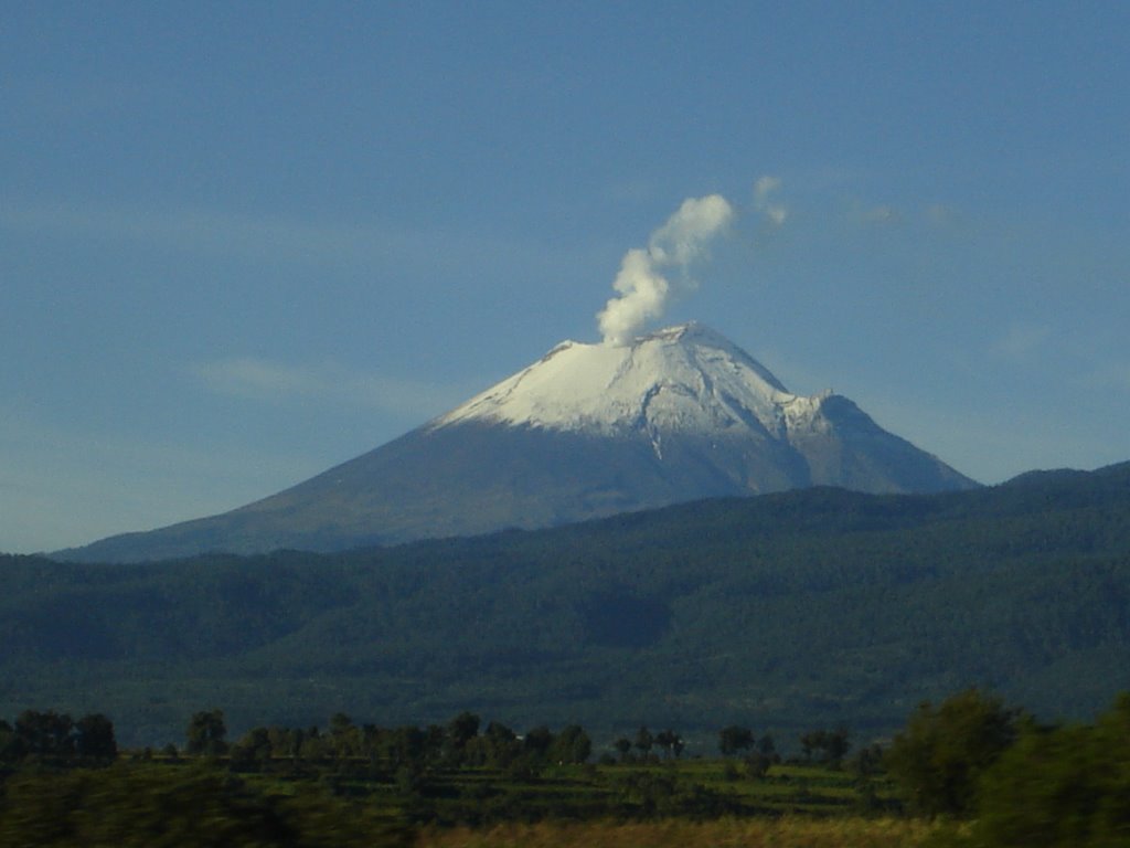 Popocatepetl by danyland