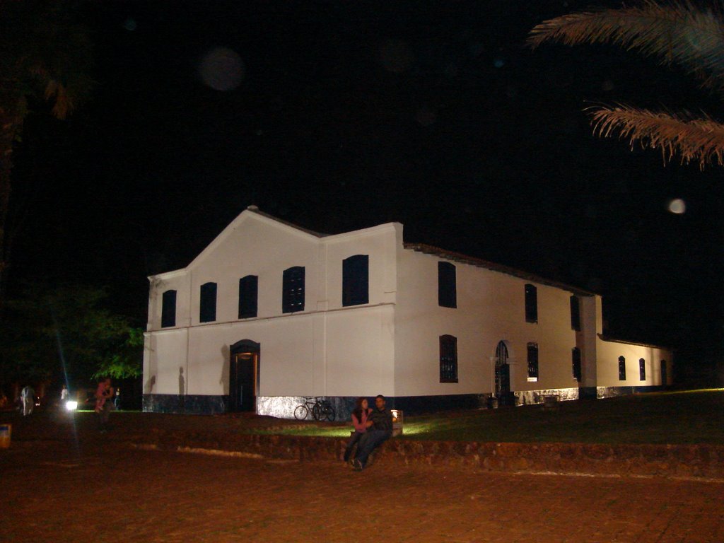 Igreja da Chapada de noite by frank fraporti