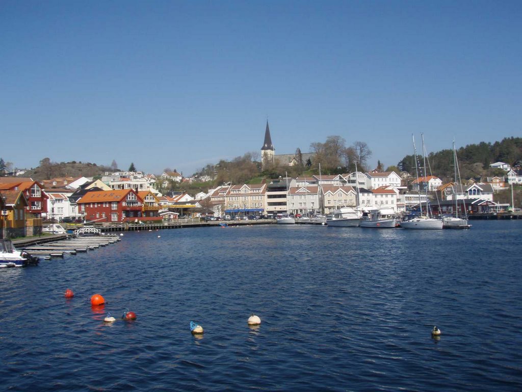 Grimstad Havn. I april. by From-Oslo