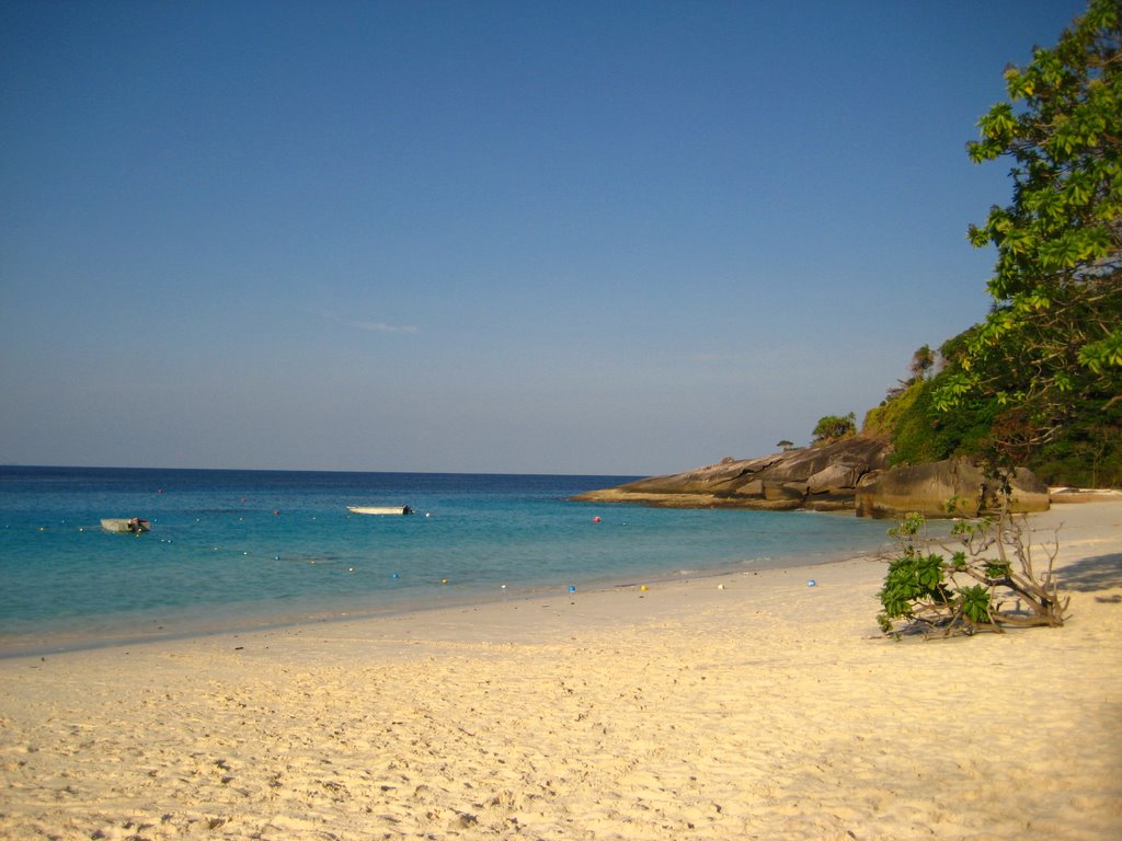 Similan Island /Koh Miang by Hemmarat