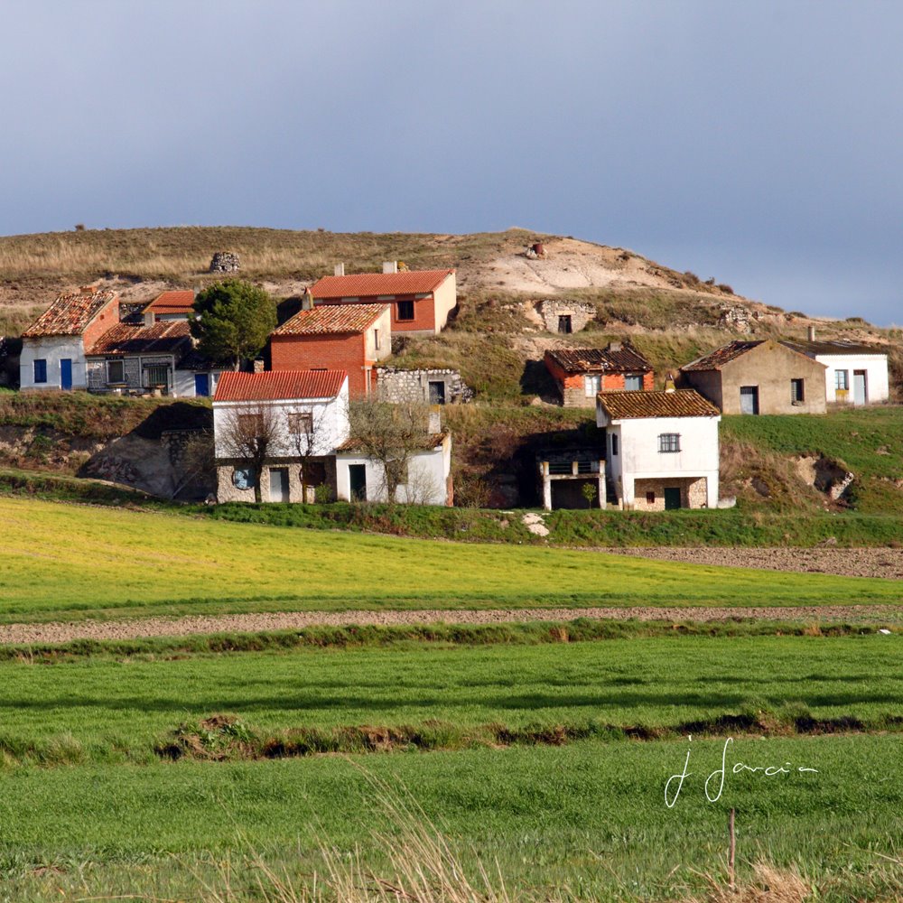 Valbuena de Duero (Bodegas) by Fco. J.García