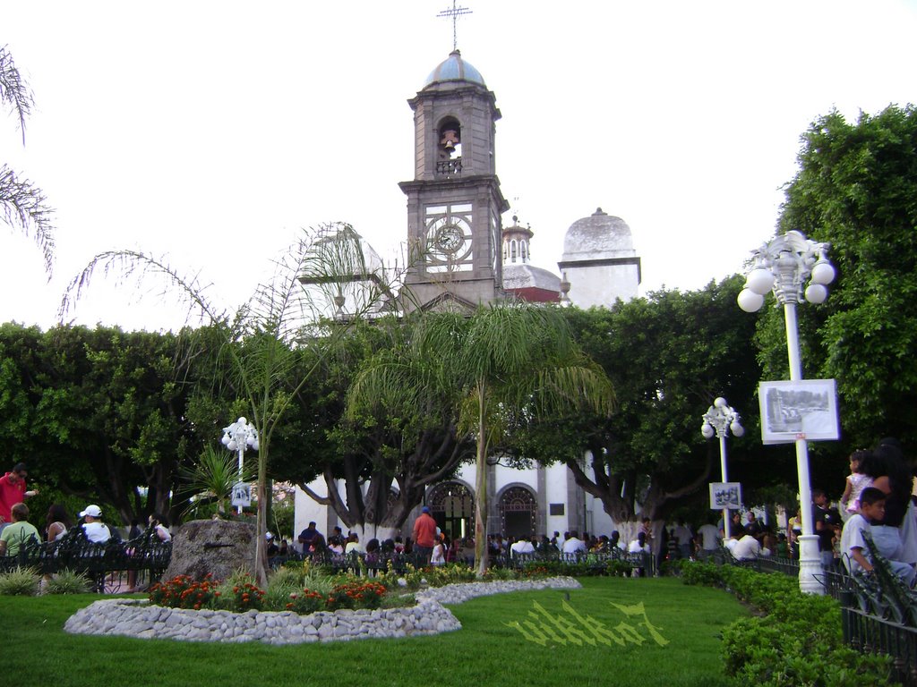 Acambaro, Gto. Iglesia de N. de Guadalupe. by vikko7