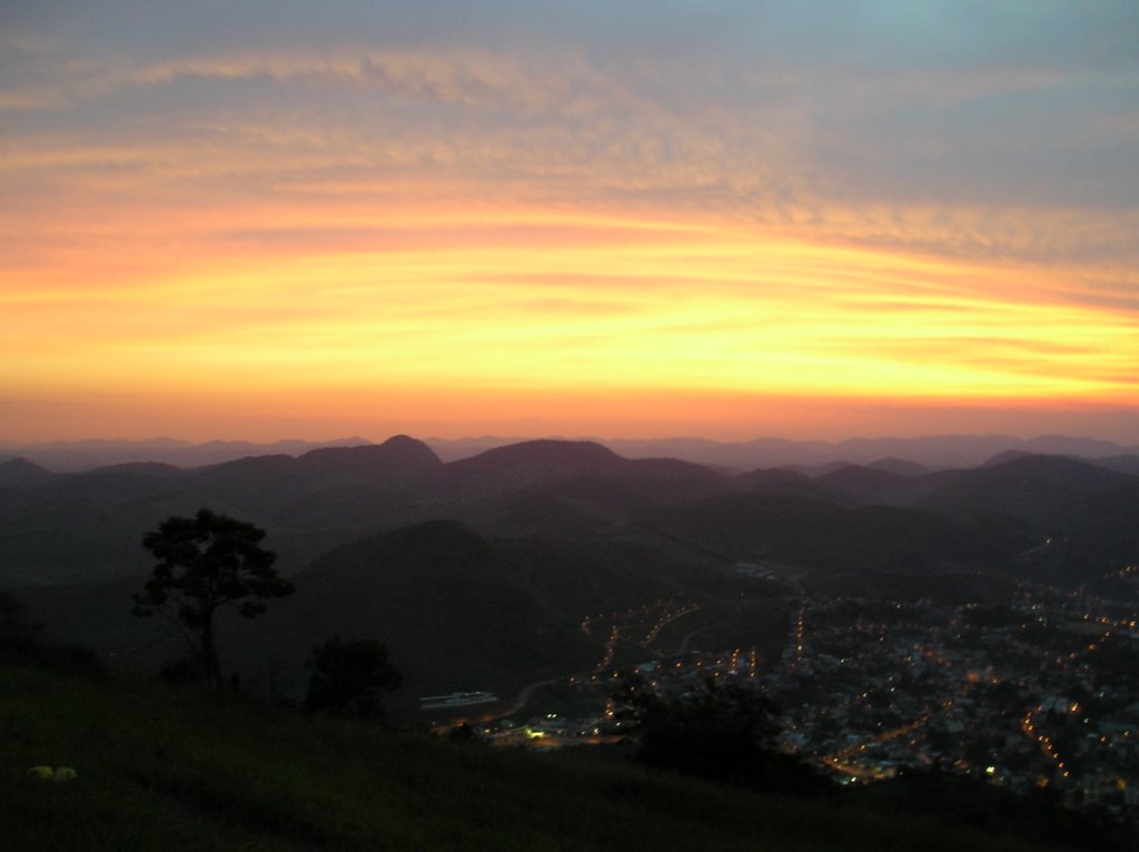 Por do sol itauna by Marco Antônio Caldei…