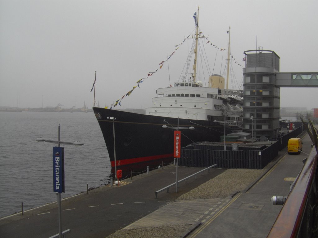 HMY Britannia by Antonelloa