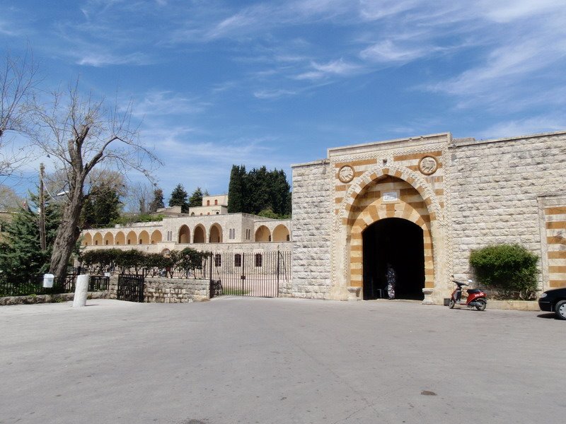 Entrance to Beit el Dine palace by Bluescape