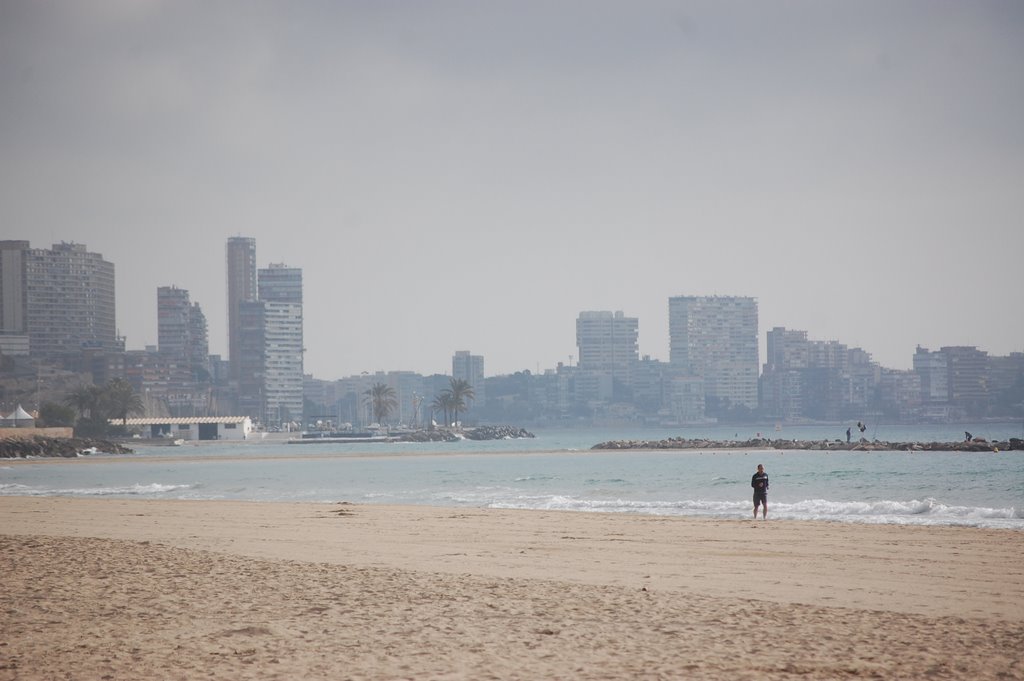 Alicante - Playa del Postiguet by ©marica ferrentino