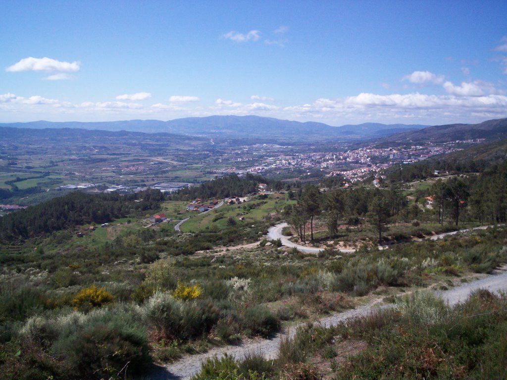 Covilhã e Serra da Gardunha- Vista da casa do guarda, Vila do Carvalho by Jorge Amaral