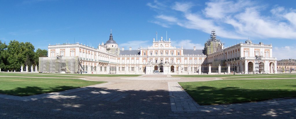 Palacio de Aranjuez by Abarca Oscar