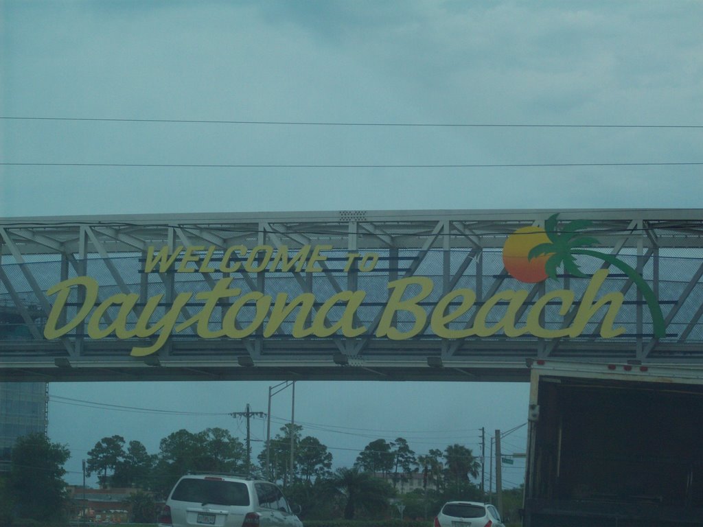 Daytona Beach, FL, USA by ckr8890