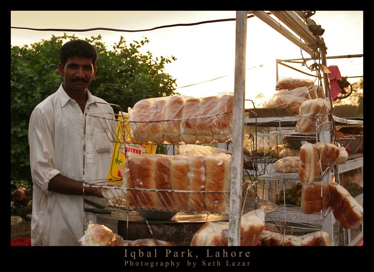 Selling Baps and Snacks- Iqbal Park- Lahore- Pakistan by sethlazar