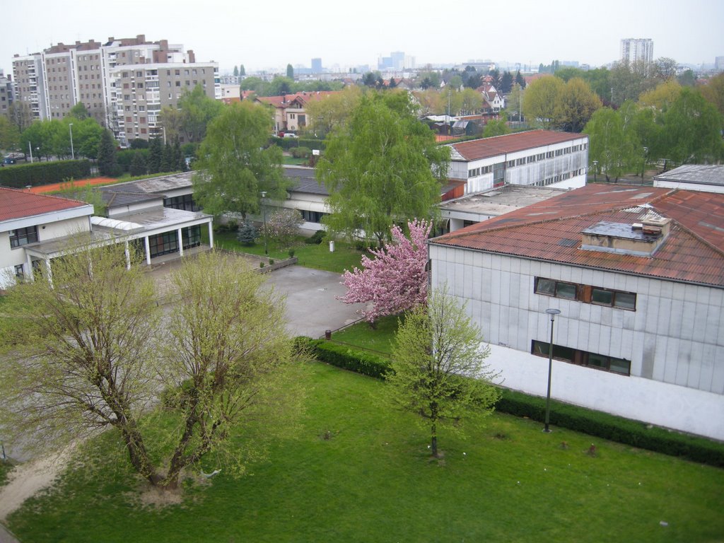 Elementary school "A.G.Matos" and Ravnice / Maksimirska Naselja in Spring by thebackslash