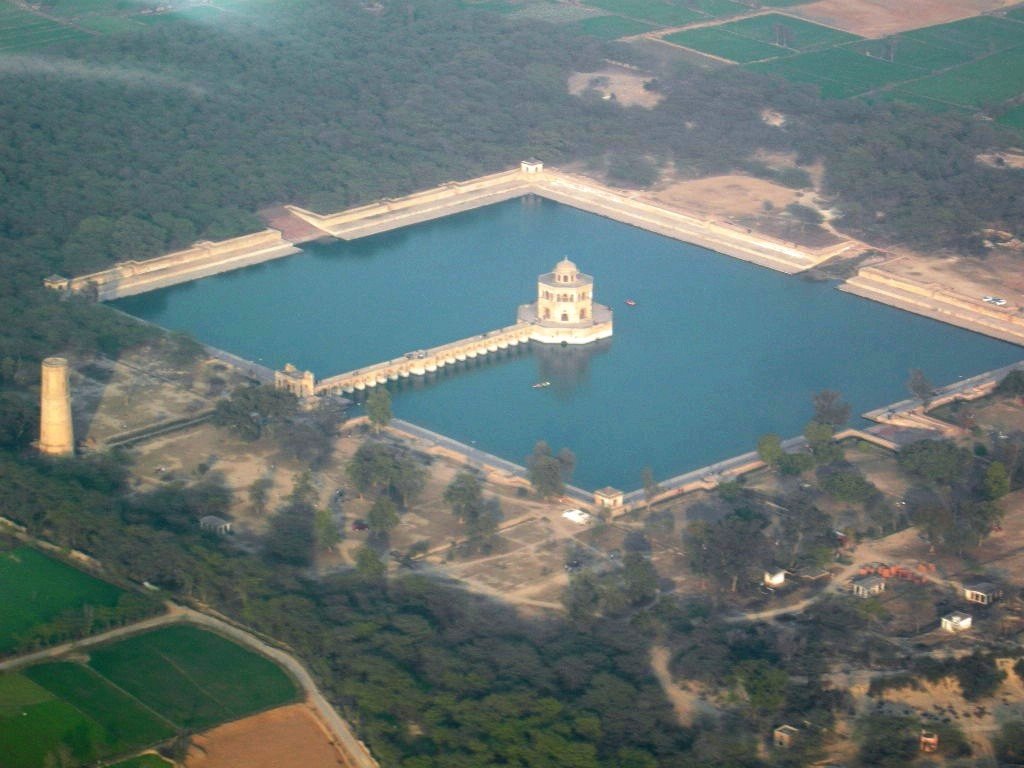 Hiran Minar by Syed Yasir Usman