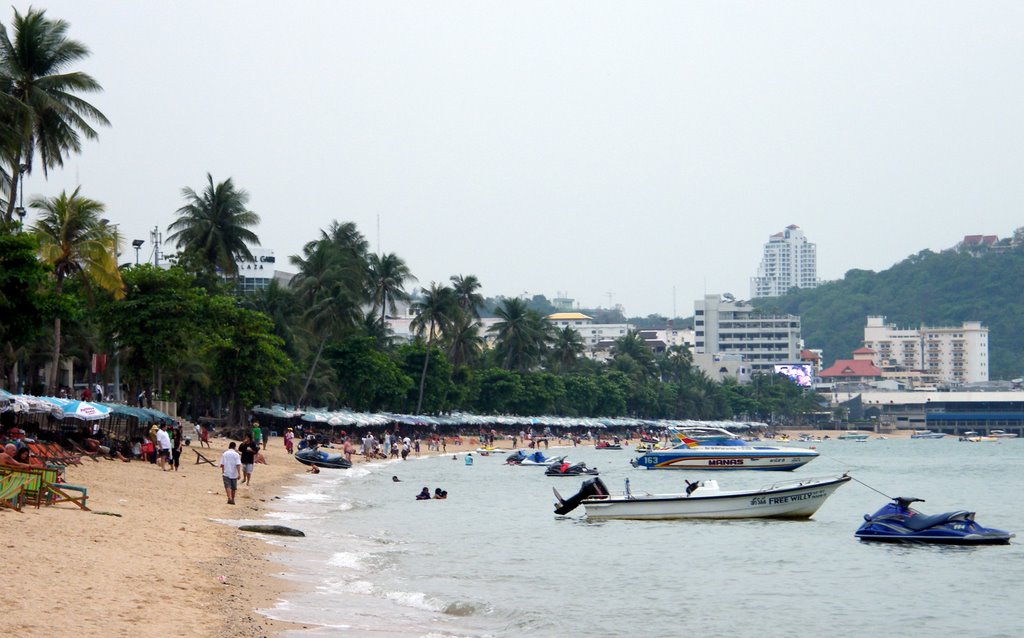 Pattaya beach by memomisho