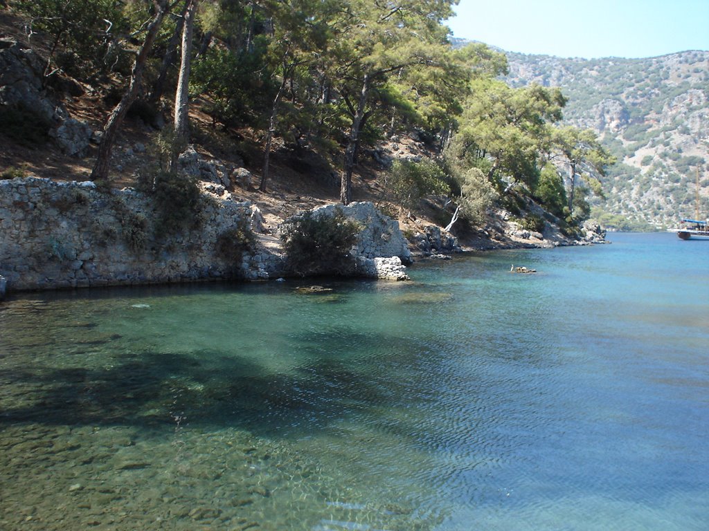 Göcek-Hamam Bay-Cleopatra Bath-4 (Sec-2007) by Seçkin Çavuşlar