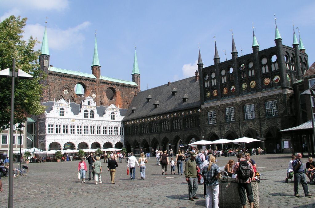 Lübecker Marktplatz by Arthur Vogler