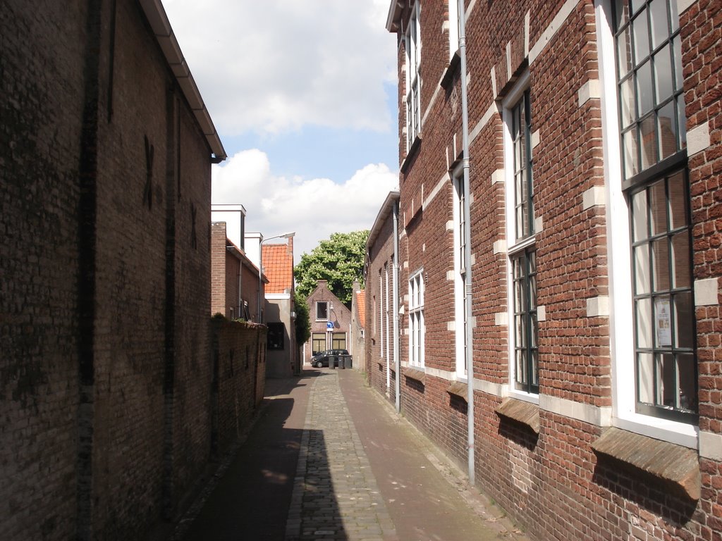 Koraalstraat, Zierikzee by Jim Bernaards