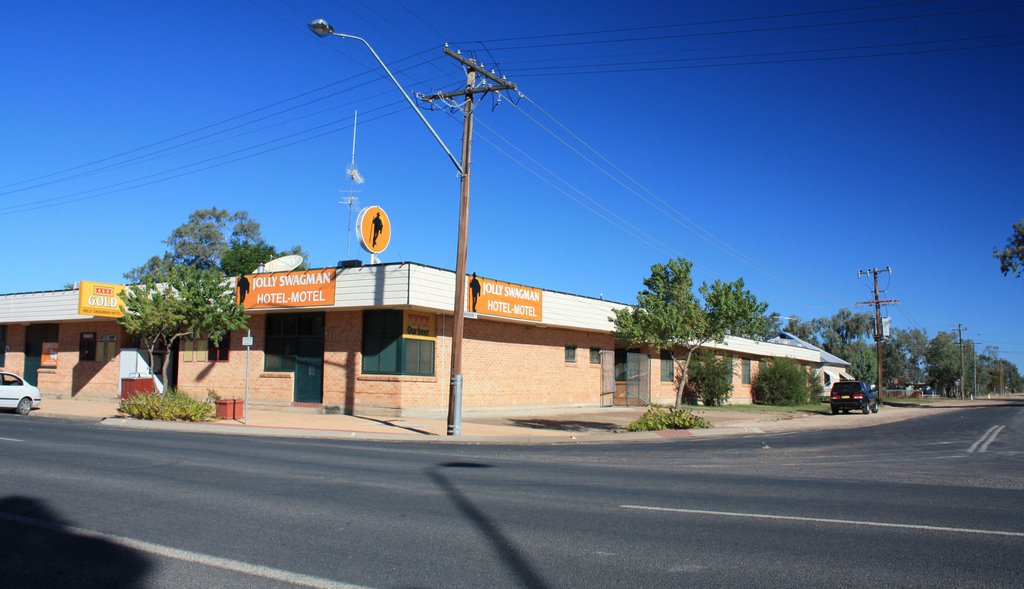 Jolly Swagman Hotel/Motel by Michael Gill