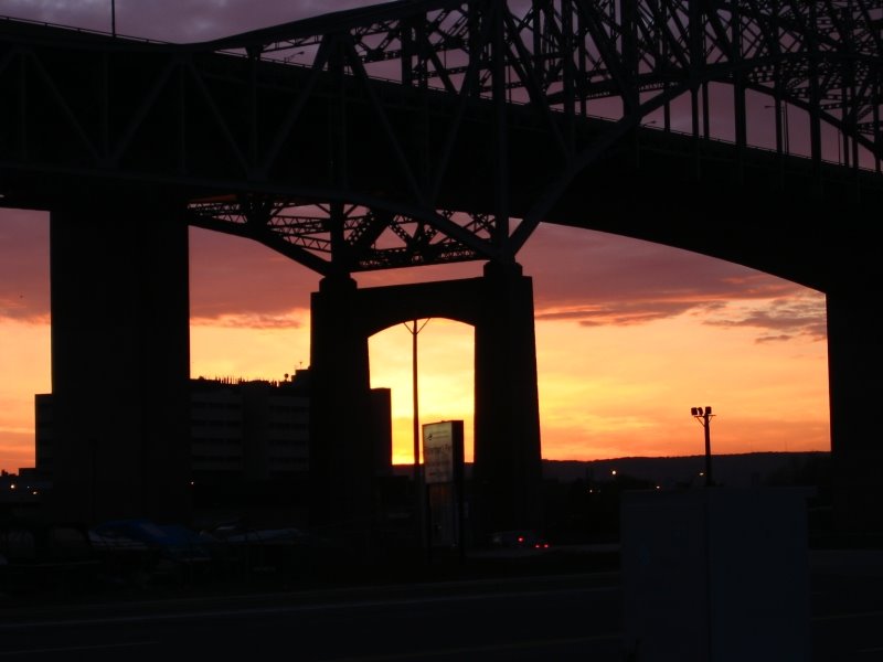 Hamilton SkyWay Bridge by WebDragon