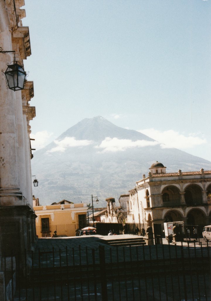 Antigua, Guatemala by MM01