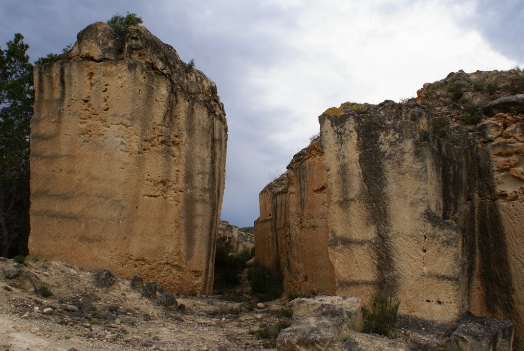 Antigua cantera de arenisca by Paulo Perez