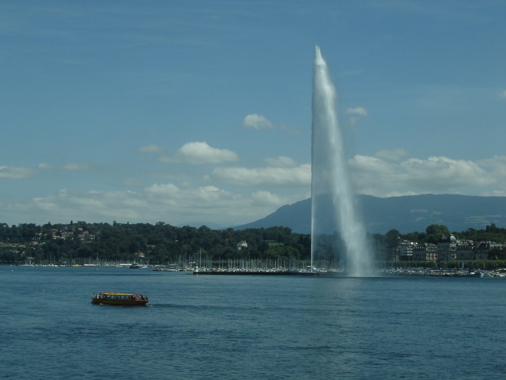 Jet d' Eau by gogaros