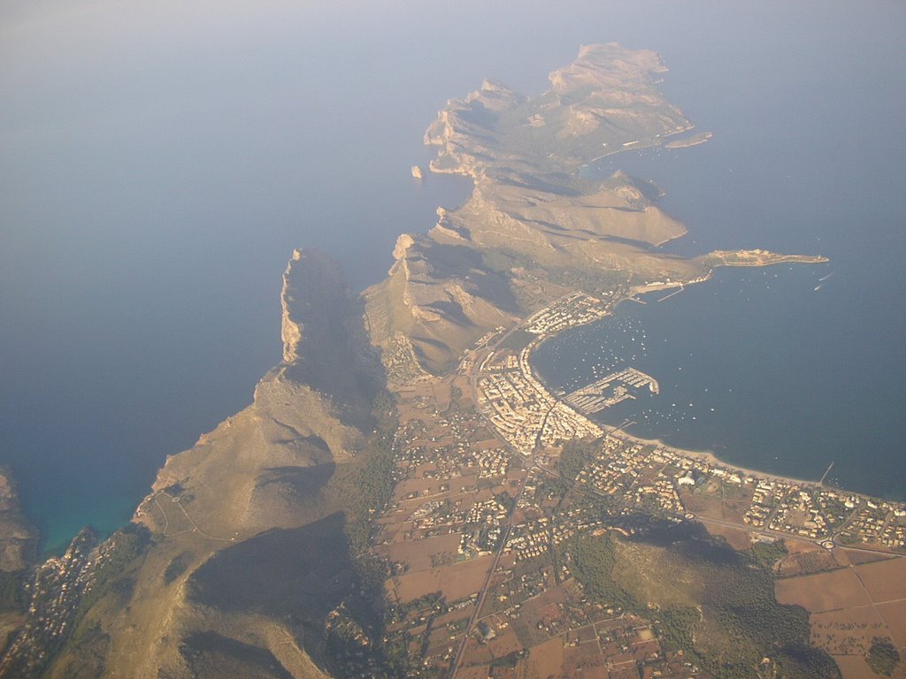 Mallorca from sky by dzidzia_