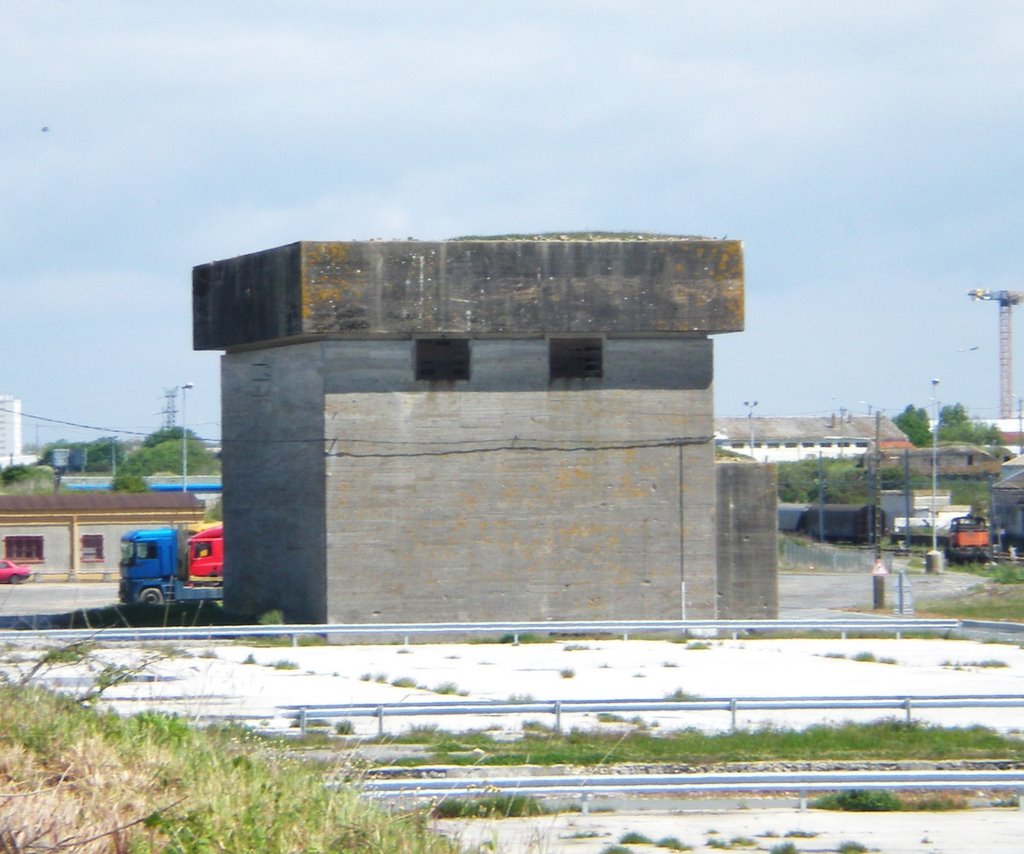 Blauckaus centrale electrique la pallice by thierry llansades