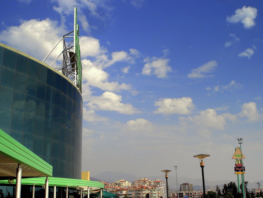 Çiğli, Izmir Province, Turkey by EMİR FURKAN UCAR