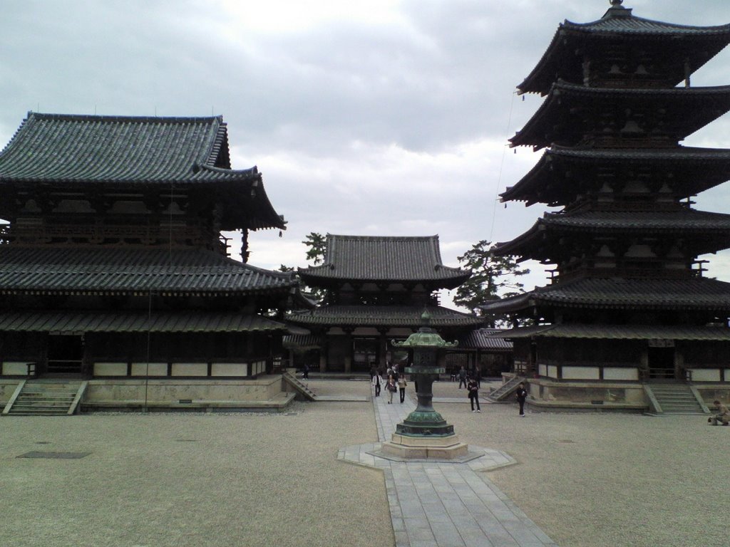 Horyuji - 法隆寺 by pany777