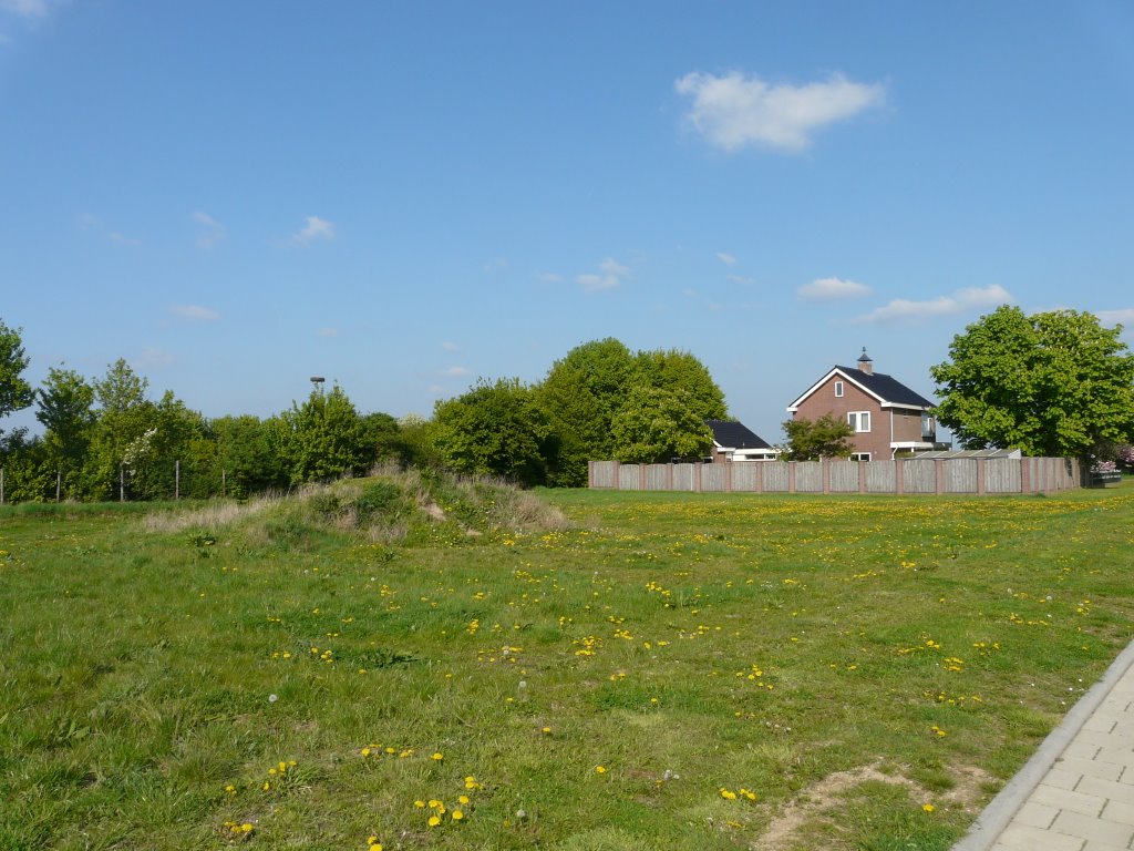 Boerderij aan de Binnenweg/Kruisboog, zicht op noordoosten, Sportpark Kruisboog, Houten by David Jimmink