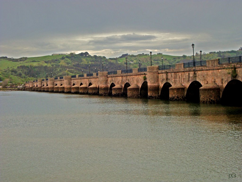 Puente de San Vicente en un día nublado. JX3. by xfiles2008